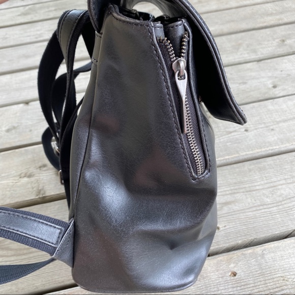 Matt & Nat Mini Backpack - Picture 8 of 12